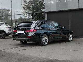 2021 BMW 5 серии 520d xDrive VII (G30/G31/G38) Рестайлинг, чёрный, 3650000 рублей, вид 4