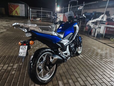 2016 Honda NC 750X, синий, 590000 рублей, вид 4
