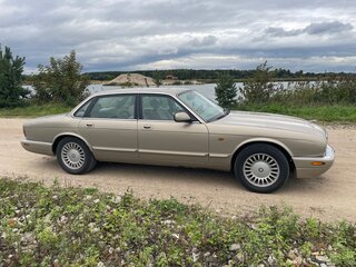 1999 Jaguar XJ II (X308), золотистый, 1200000 рублей, вид 2