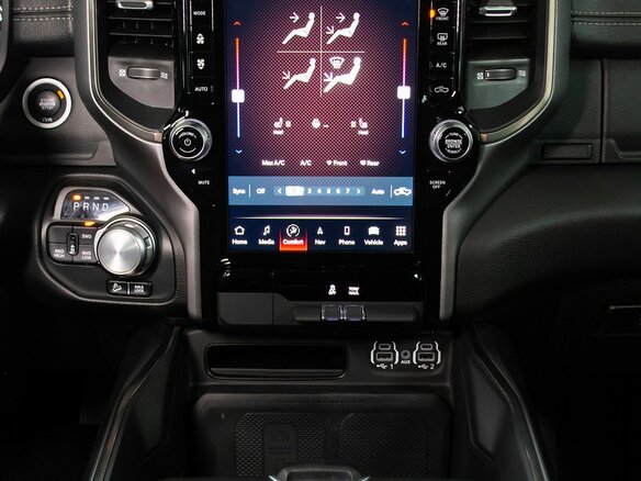 2022 Ram 1500 Crew Cab eTorque V, чёрный, 7999000 рублей - вид 16