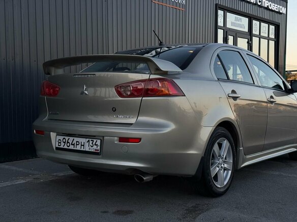 2008 Mitsubishi Lancer X, бежевый - вид 7