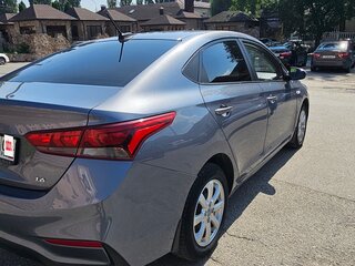 2017 Hyundai Solaris II, серый, 1100000 рублей, вид 5