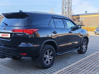2020 Toyota Fortuner II, чёрный, 2790000 рублей, вид 2