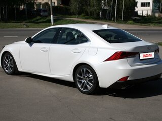 2020 Lexus IS 300 III Рестайлинг, белый, 2890000 рублей, вид 3