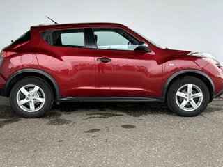2011 Nissan Juke I, красный, 815000 рублей, вид 4