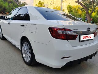 2014 Toyota Camry VII (XV50), белый, 2350000 рублей, вид 4