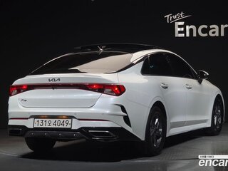 2022 Kia K5 LPi III, белый, 1980000 рублей, вид 2