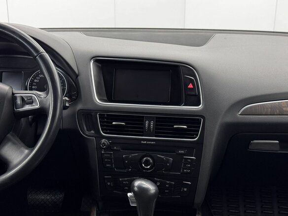 2010 Audi Q5 I (8R), белый, 1569000 рублей - вид 14