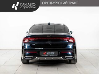 2021 Kia K5 III, синий, 2348000 рублей, вид 4