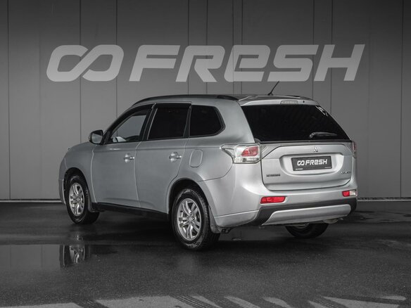 2013 Mitsubishi Outlander II Рестайлинг, серебристый, 1180000 рублей - вид 1