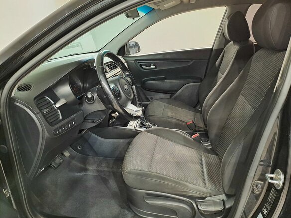 2018 Kia Rio IV, чёрный, 1025000 рублей - вид 14