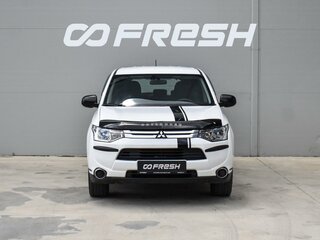 2014 Mitsubishi Outlander III Рестайлинг, белый, 1243000 рублей, вид 3