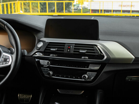 2021 BMW X4 30d II (G02), жёлтый, 4969000 рублей - вид 12