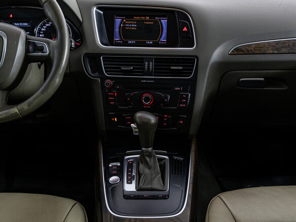 2010 Audi Q5 I (8R), фиолетовый, 1099000 рублей - вид 11