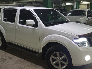 2014 Nissan Pathfinder III Рестайлинг, белый, 1800000 рублей, вид 1