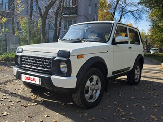 2010 Lada (ВАЗ) 2121 (4x4) I Рестайлинг, белый, 355000 рублей, вид 4
