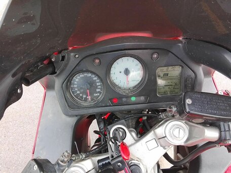 1998 Honda VFR 800, красный, 350000 рублей, вид 5