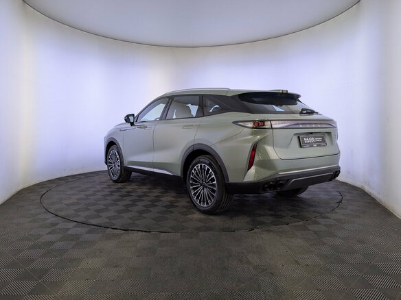 2025 Exeed RX, зелёный, 3600000 рублей - вид 6