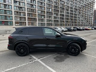 2016 Porsche Cayenne II Рестайлинг (958), чёрный, 3950000 рублей, вид 5
