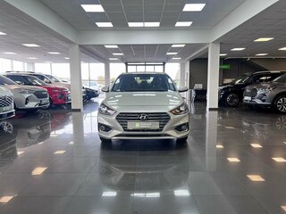 2017 Hyundai Solaris II, бежевый, 1420000 рублей, вид 3