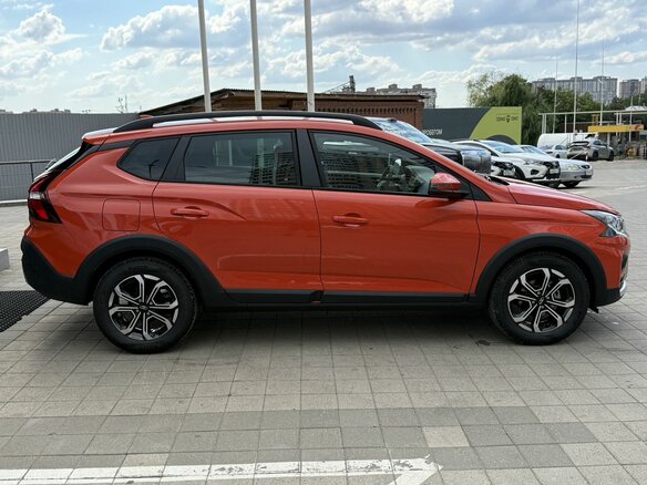 2026 Lada (ВАЗ) Iskra SW Cross, оранжевый, 1847000 рублей - вид 3