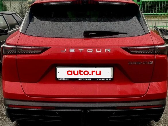 2023 Jetour Dashing I, красный, 2600000 рублей - вид 3