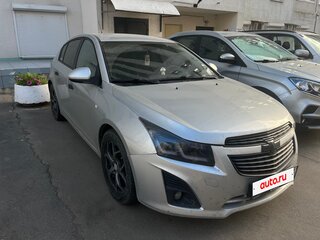 2013 Chevrolet Cruze I Рестайлинг, серебристый, 600000 рублей, вид 1