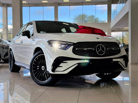 2026 Mercedes-Benz GLC Coupe 300 II (C254), белый, 10200000 рублей, вид 2