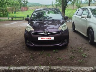 2011 Toyota Ractis II, пурпурный, 650000 рублей, вид 2