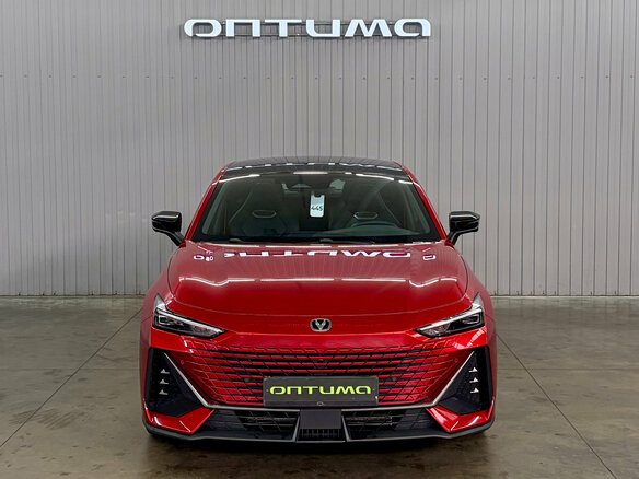 2024 Changan UNI-V I, красный, 2350000 рублей - вид 1