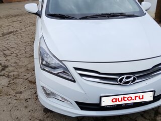 2015 Hyundai Solaris I Рестайлинг, белый, 1120000 рублей, вид 2