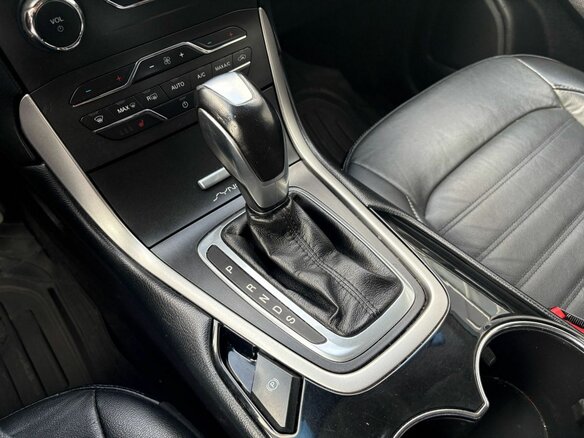 2017 Ford Edge II, серый, 1630000 рублей - вид 11