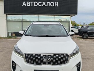 2018 Kia Sorento III Prime Рестайлинг, белый, 2699000 рублей, вид 5