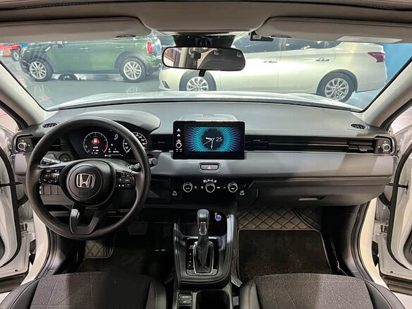 2023 Honda Vezel II, белый, 1905280 рублей - вид 6