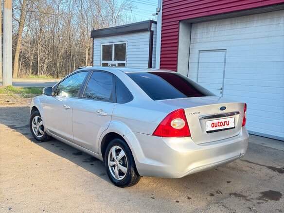 2008 Ford Focus II Рестайлинг, серебристый, 700000 рублей - вид 13
