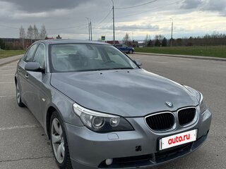 2003 BMW 5 серии 530i V (E60/E61), серый, 900000 рублей, вид 2
