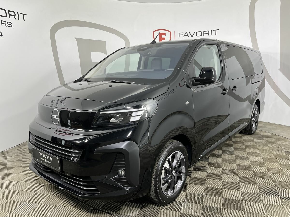Открыть фотографии: Opel Zafira Life I Рестайлинг