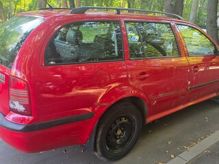2005 Skoda Octavia I (A4) Рестайлинг, красный, 315000 рублей, вид 3