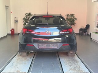 2015 Opel Astra GTC J Рестайлинг, серый, 899000 рублей, вид 4
