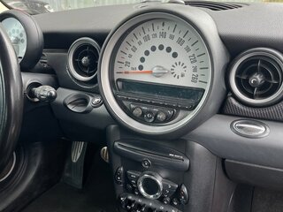 2011 Mini Hatch Cooper S II (R56) Рестайлинг, красный, 900000 рублей, вид 5