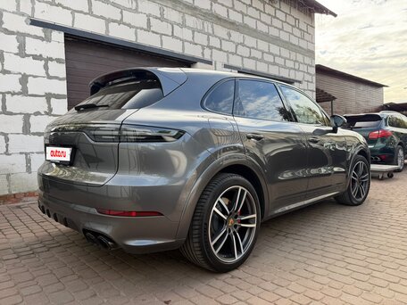 2019 Porsche Cayenne III, серый, 6000000 рублей, вид 3