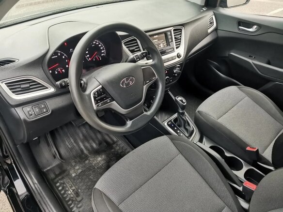 2020 Hyundai Solaris II Рестайлинг, чёрный, 1170000 рублей - вид 12