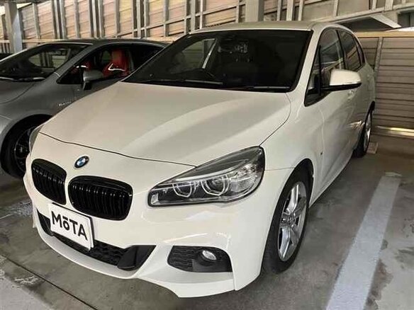 2016 BMW 2 серии Active Tourer 218i F45, белый, 850000 рублей - вид 2