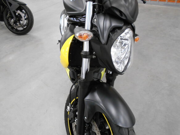 2014 Suzuki SFV 650 Gladius, чёрный, 430000 рублей - вид 8