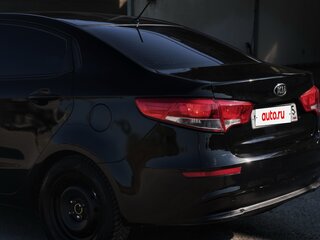 2016 Kia Rio III Рестайлинг, чёрный, 450000 рублей, вид 5
