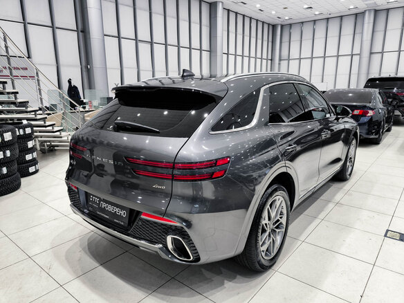2021 Genesis GV70 I, серый, 4850000 рублей - вид 4