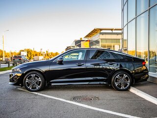 2021 Kia K5 III, чёрный, 2398000 рублей, вид 4