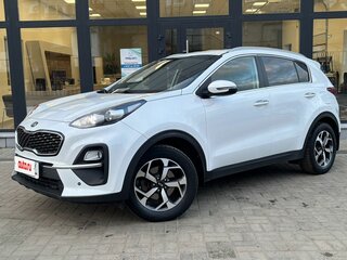 2020 Kia Sportage IV Рестайлинг, белый, 1990000 рублей, вид 1