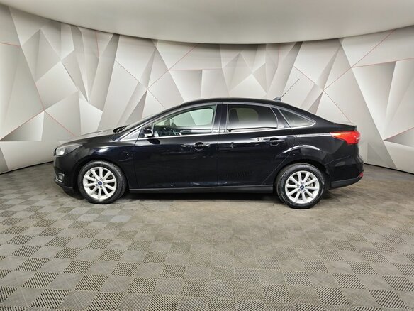 2017 Ford Focus III Рестайлинг, чёрный, 947000 рублей - вид 4