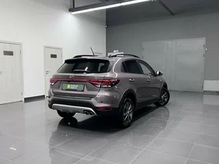 2019 Kia Rio X-Line IV, коричневый, 1320000 рублей, вид 2